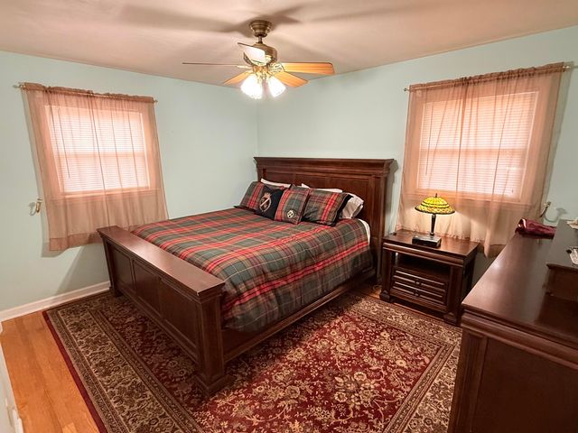 136 Sherwood DR, Blue Ridge, VA 24064