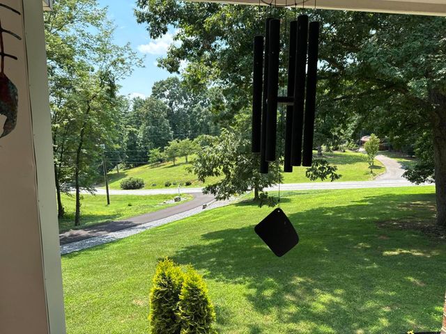 136 Sherwood DR, Blue Ridge, VA 24064