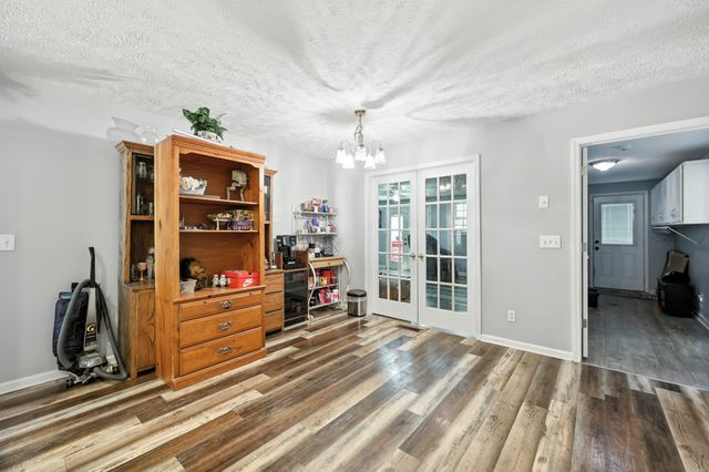 801 Isaac Ct, Clarksville, TN 37040