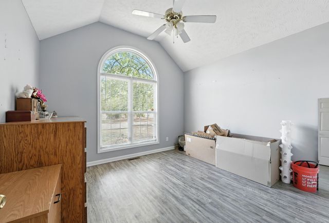 801 Isaac Ct, Clarksville, TN 37040