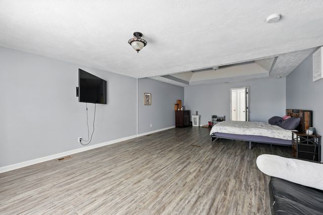 801 Isaac Ct, Clarksville, TN 37040