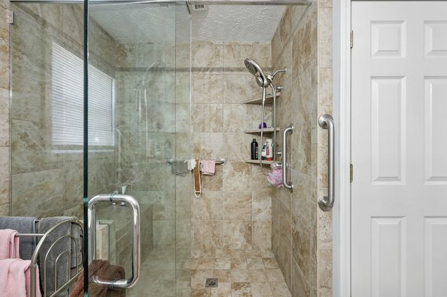 801 Isaac Ct, Clarksville, TN 37040