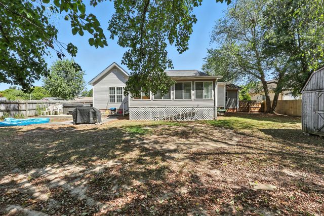 801 Isaac Ct, Clarksville, TN 37040