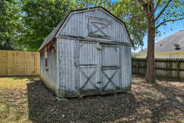 801 Isaac Ct, Clarksville, TN 37040