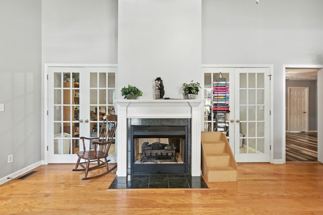 801 Isaac Ct, Clarksville, TN 37040