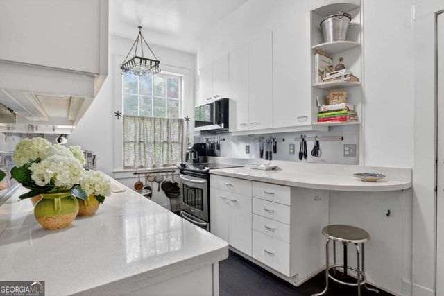 200 Montgomery Ferry Drive NE 19, Atlanta, GA 30309