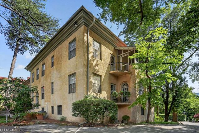 200 Montgomery Ferry Drive NE 19, Atlanta, GA 30309