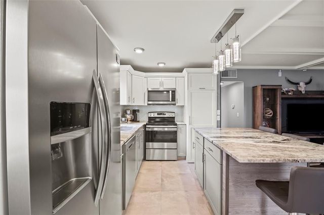 352 Saxony Trail 352, Delray Beach, FL 33446