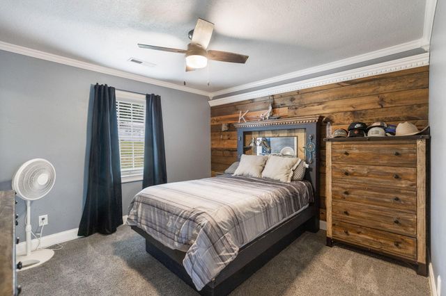 2213 Northeast SE, Cleveland, TN 37311