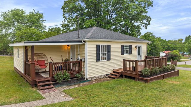 2213 Northeast SE, Cleveland, TN 37311