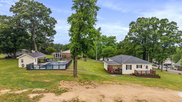 2213 Northeast SE, Cleveland, TN 37311