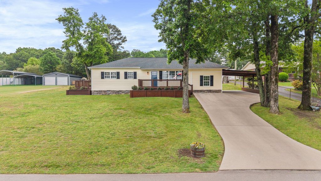 2213 Northeast SE, Cleveland, TN 37311