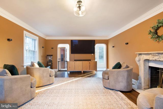 28 W CLARKE AVE, Milford, DE 19963