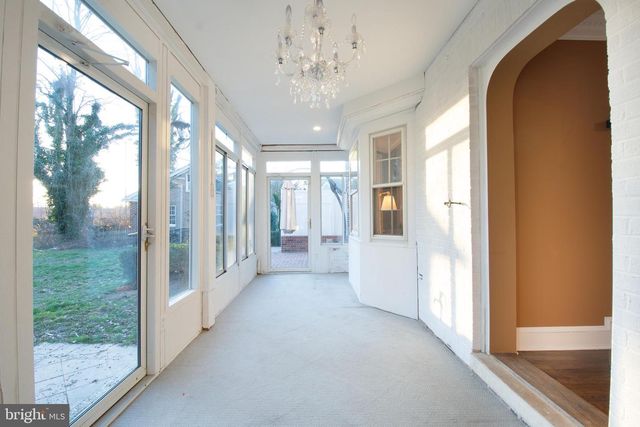 28 W CLARKE AVE, Milford, DE 19963