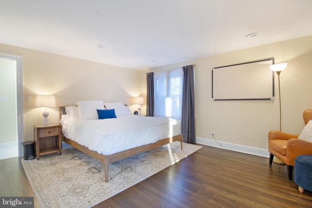 28 W CLARKE AVE, Milford, DE 19963