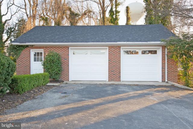 28 W CLARKE AVE, Milford, DE 19963