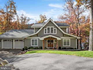 1083 LAKEVIEW DR, Cross Junction, VA 22625