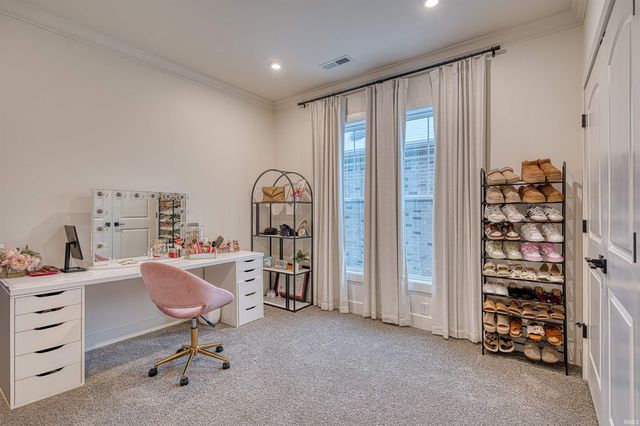 6965 Ironwood Circle, Newburgh, IN 47630