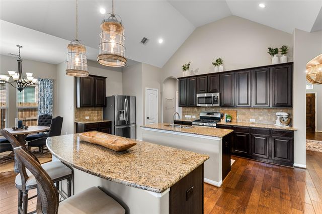 8186 Laughing Falcon Trail, Conroe, TX 77385