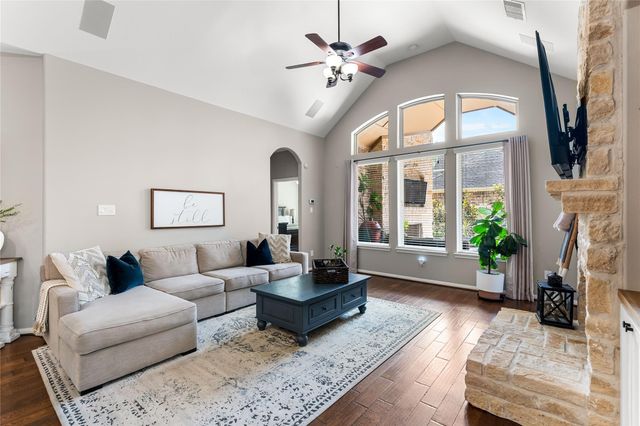 8186 Laughing Falcon Trail, Conroe, TX 77385