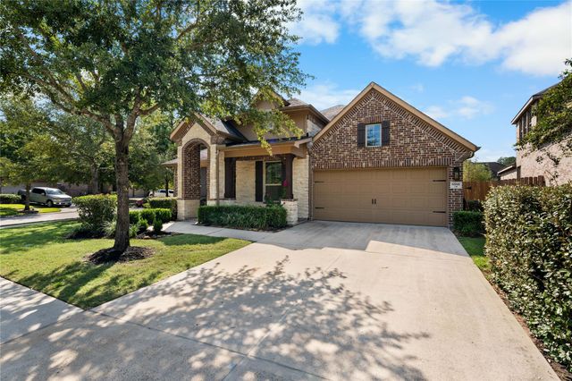 8186 Laughing Falcon Trail, Conroe, TX 77385