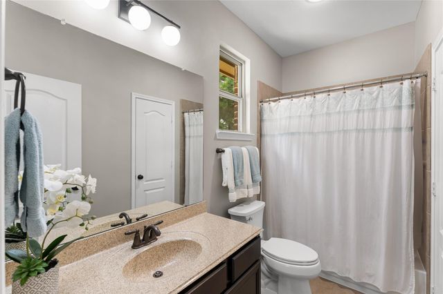 8186 Laughing Falcon Trail, Conroe, TX 77385