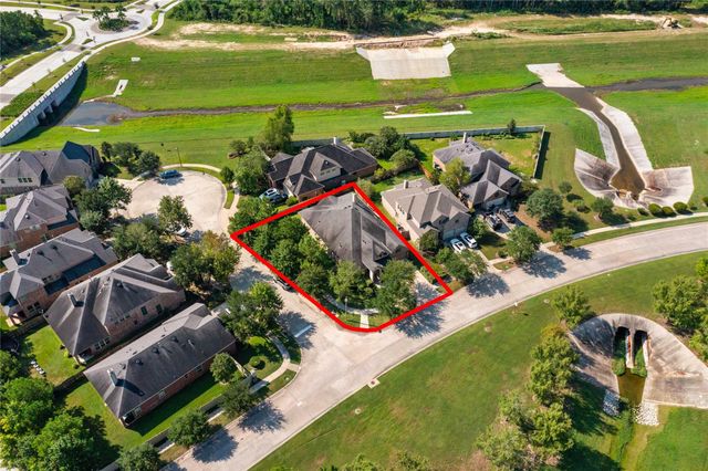 8186 Laughing Falcon Trail, Conroe, TX 77385