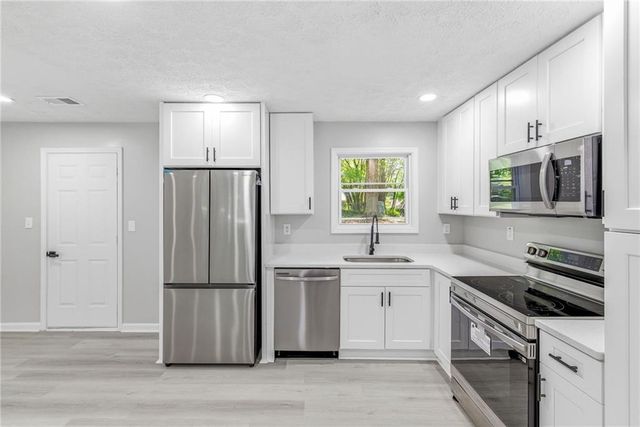378 Crane Drive, Lawrenceville, GA 30046
