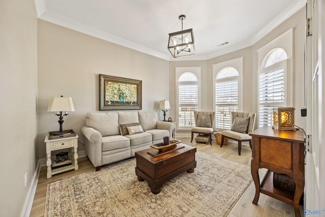 8300 Riley Ridge Way SE, Owens Cross Roads, AL 35763