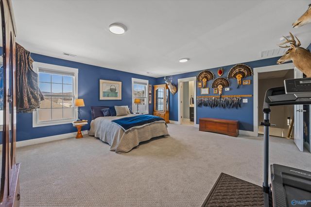 8300 Riley Ridge Way SE, Owens Cross Roads, AL 35763