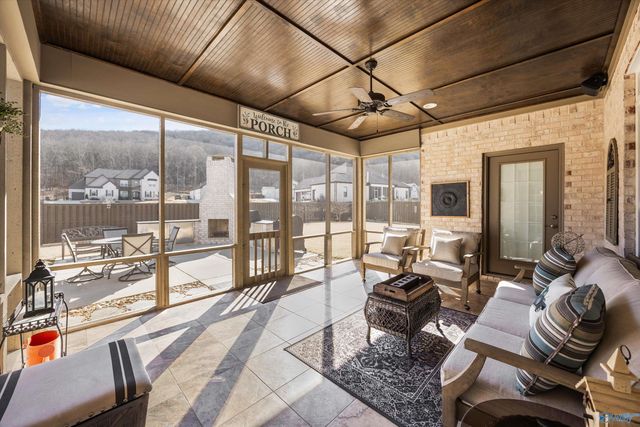 8300 Riley Ridge Way SE, Owens Cross Roads, AL 35763