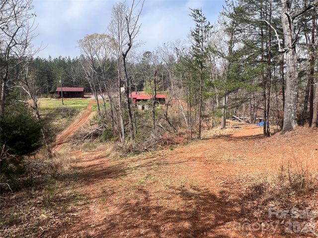 365 Hillbilly Lane, Mill Spring, NC 28756