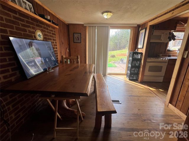 365 Hillbilly Lane, Mill Spring, NC 28756