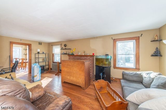 53 Brooklyn Rd, Stanhope Boro, NJ 07874