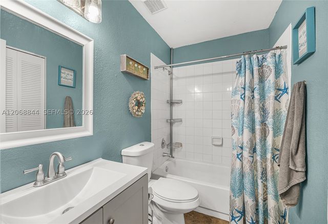 7216 SW 44th Ct, Davie, FL 33314