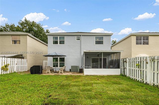 7216 SW 44th Ct, Davie, FL 33314