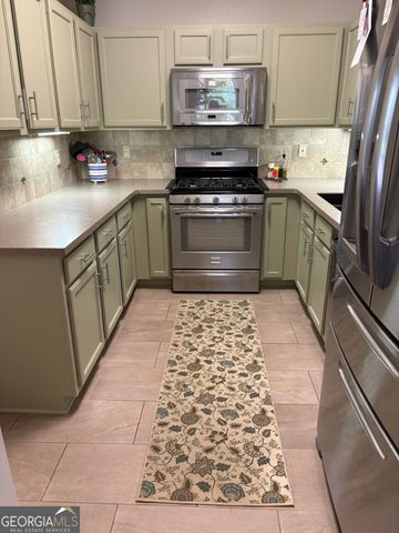 702 Las Brasis Court, Peachtree City, GA 30269