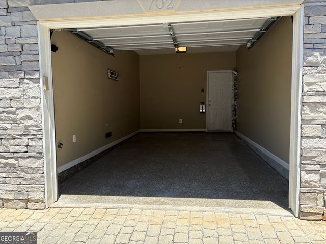 702 Las Brasis Court, Peachtree City, GA 30269