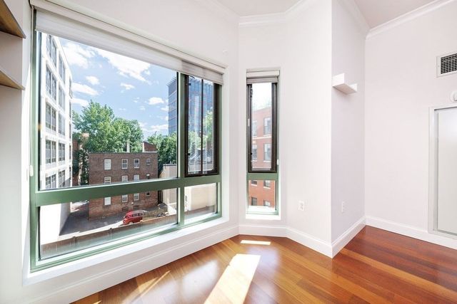 20 Second 324, Cambridge, MA 02141