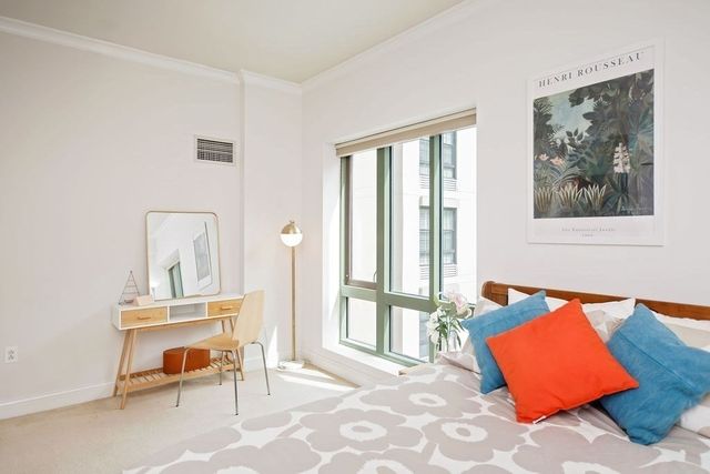 20 Second 324, Cambridge, MA 02141
