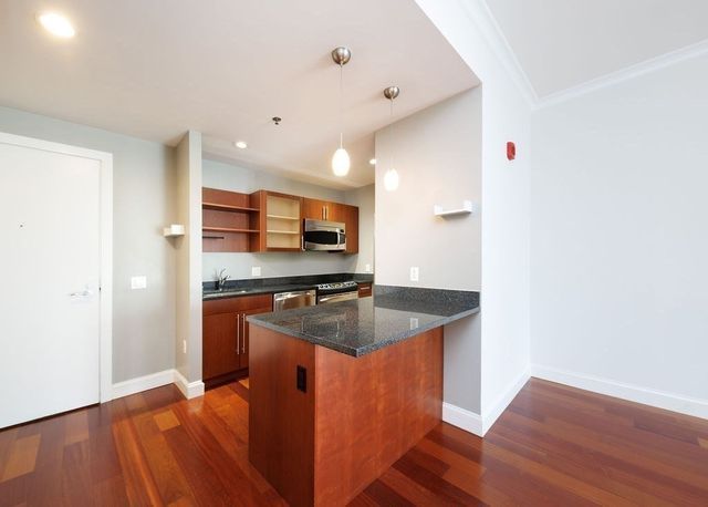 20 Second 324, Cambridge, MA 02141