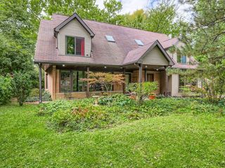 1450 S Stewart Avenue, Lombard, IL 60148