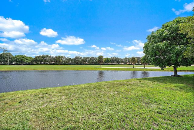 8193 Pelican Harbour Drive, Lake Worth, FL 33467