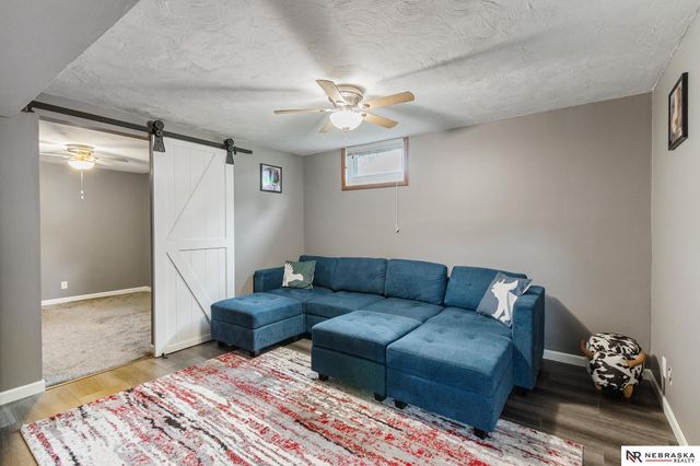 3403 S 49th Avenue, Omaha, NE 68106