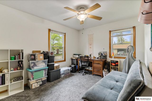 3403 S 49th Avenue, Omaha, NE 68106