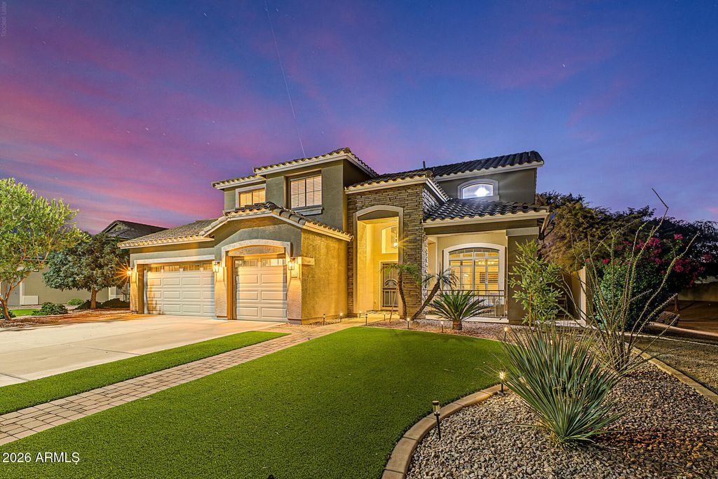 894 S OAK Street, Gilbert, AZ 85233 — exterior