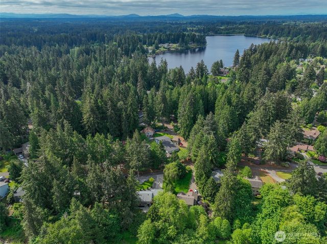 6608 Sierra Court SE, Lacey, WA 98503