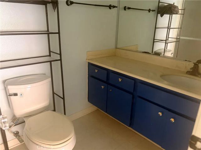 8008 Via Verona, Burbank, CA 91504