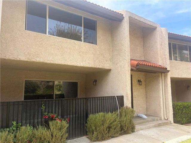8008 Via Verona, Burbank, CA 91504