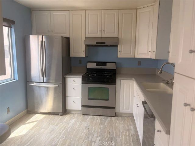 8008 Via Verona, Burbank, CA 91504